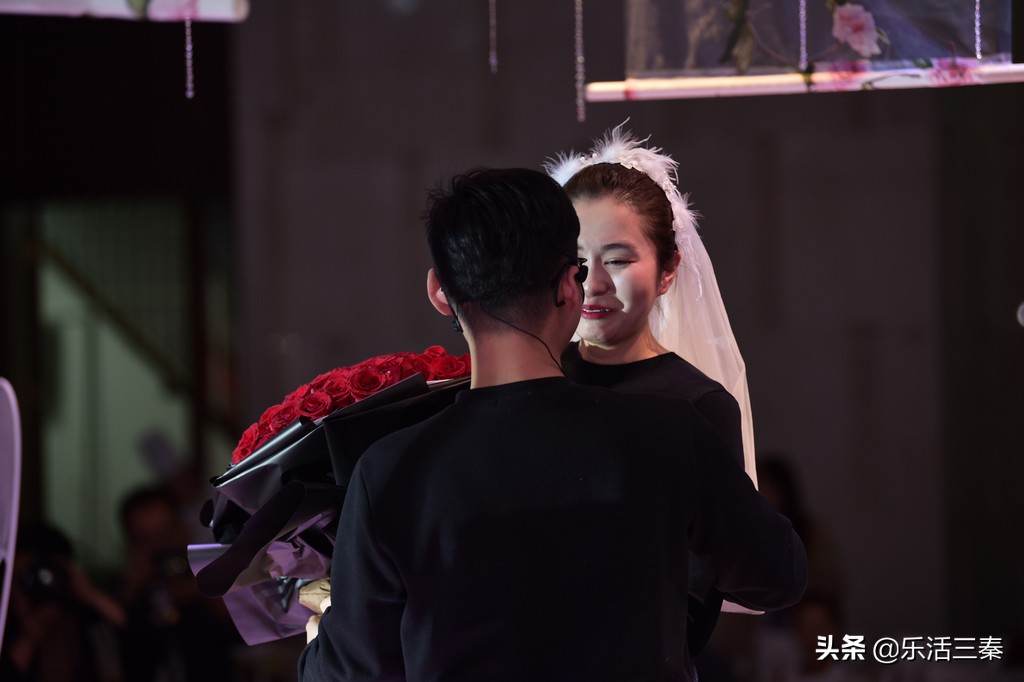 “春华”婚礼秀在罗曼宴会中心浪漫演绎