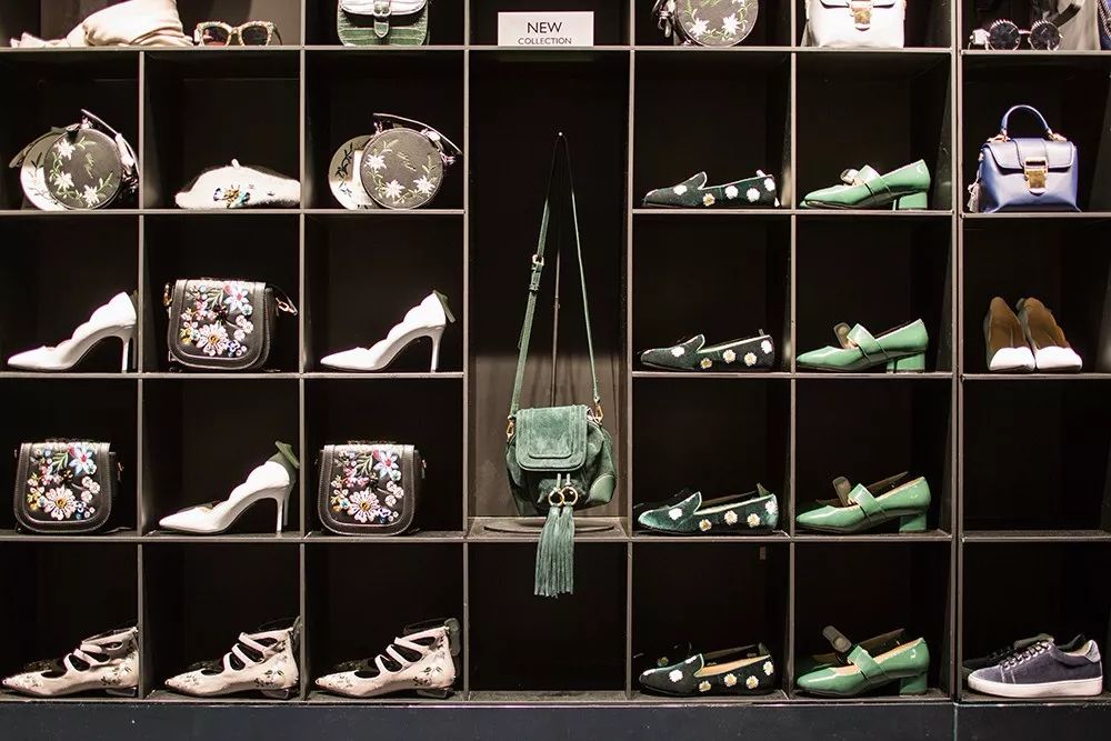 中国之光！UR开店开到英国伦敦！创下快时尚品牌神话