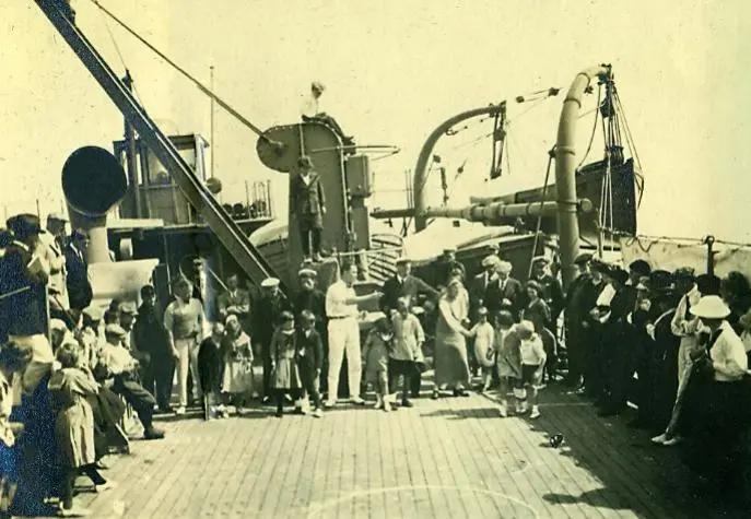 自认“绑腿走路”项目天下无敌的日本，被中国参赛队砸了场子