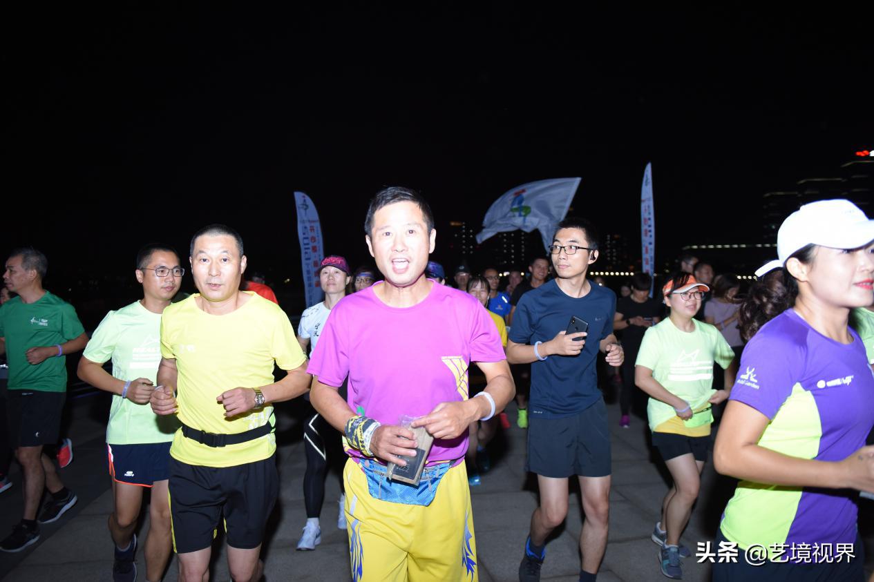 首期浙马训练营携手甬马，穿越历史，夜跑三江口