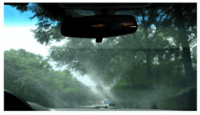 雨刷器刷过玻璃模糊,雨刷器刷完玻璃模糊怎么回事
