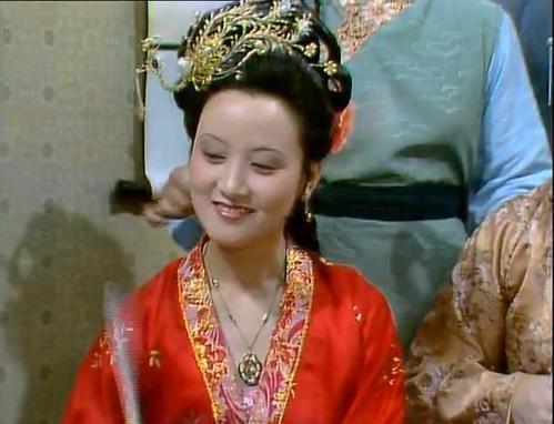 王熙凤与尤氏交恶,王熙凤和尤氏