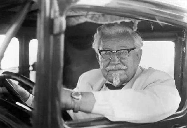 肯德基创始人经历了多少次失败,肯德基创始人悲惨一生的故事