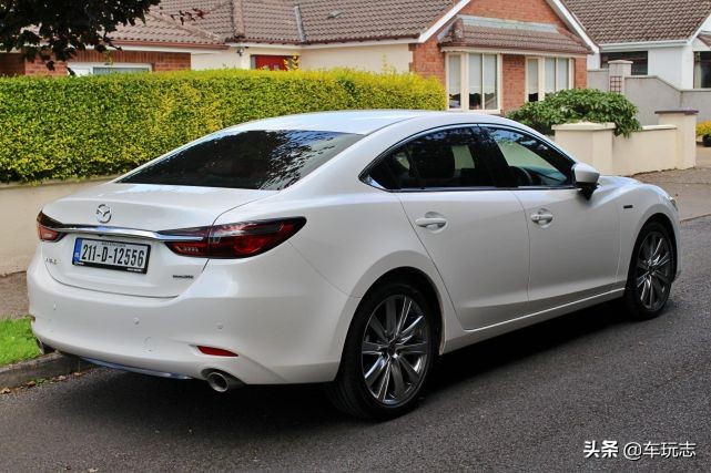 马自达6看起来不错，感觉不错，开起来也不错