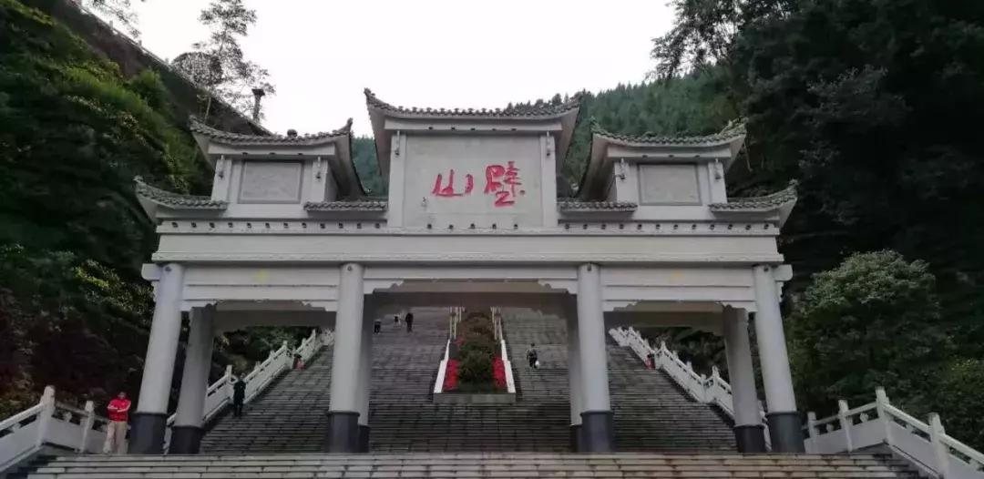 航拍通江县城,美翻了航拍谷城赵湾盘山公路