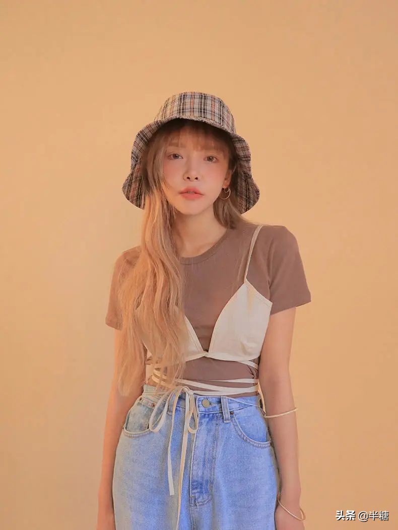 韩剧女主的穿搭连衣裙,韩剧女主穿条纹衬衫