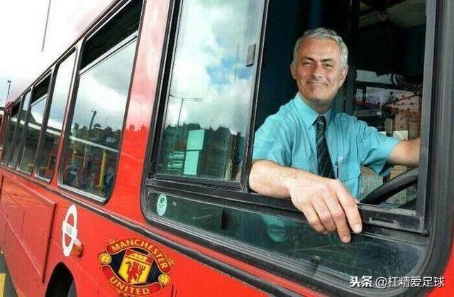 为什么穆里尼奥进场绊倒对手,穆里尼奥防守反击真实视频