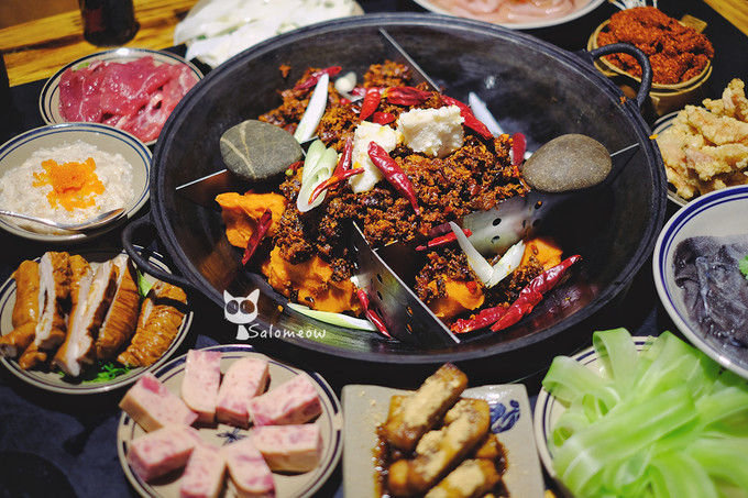 藏于山隐于巷，重庆日夜里的另一番江湖