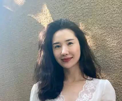 董花花与蒋凡现在怎么样了,2021董花花蒋凡最近爆料