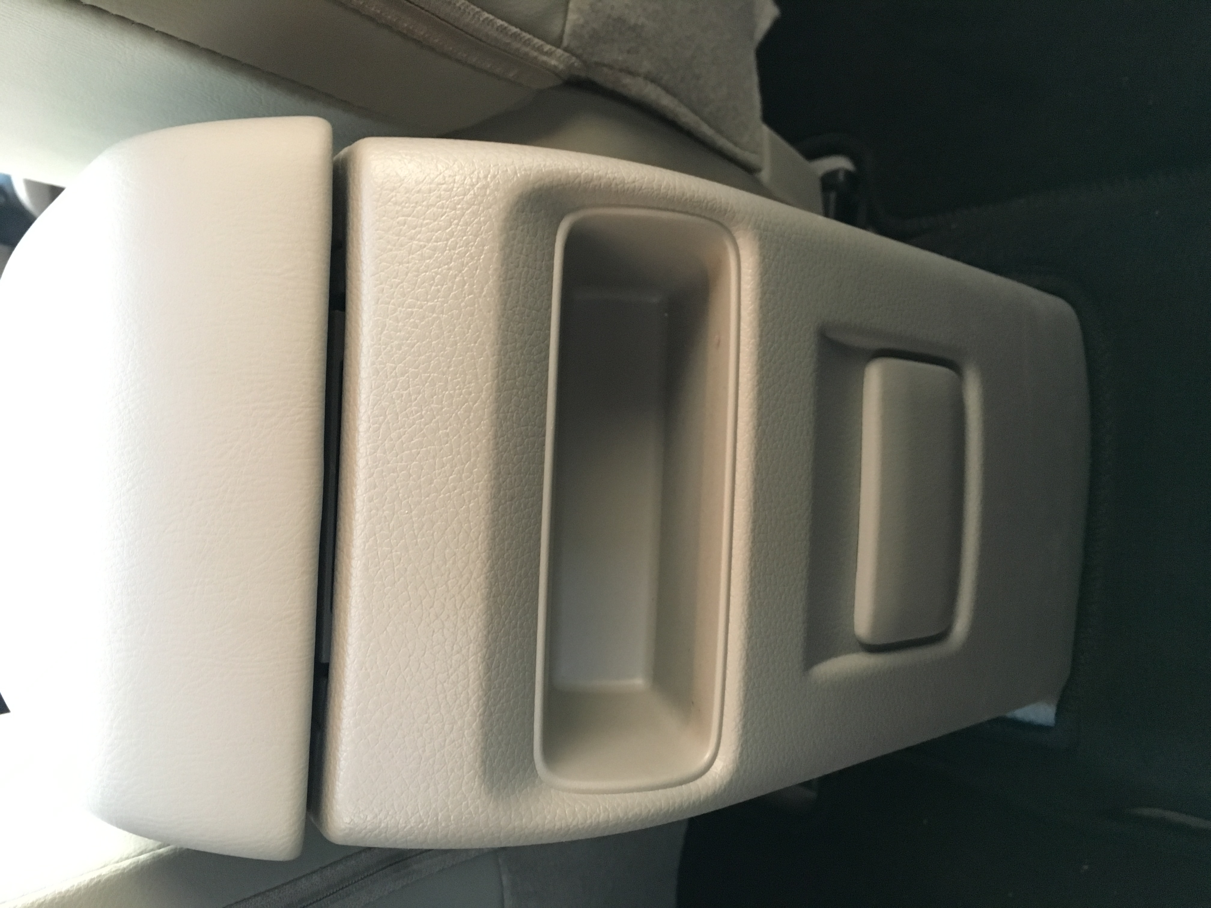 2013年的骐达和2016年的飞度哪个好,日产骐达2024款缺点