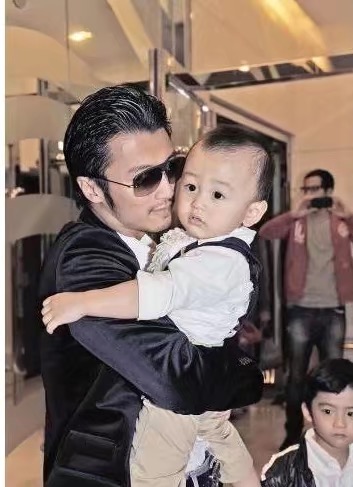 张柏芝三胎模样,张柏芝三胎的样子