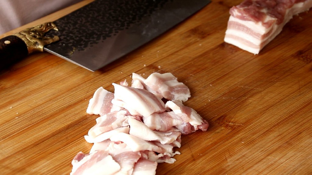 炒肉要怎么炒才不会老,炒肉注意事项