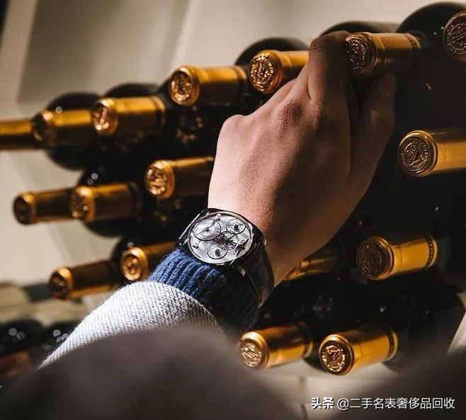 戴机械表好还是石英表好,戴手表是机械表好还是石英表好