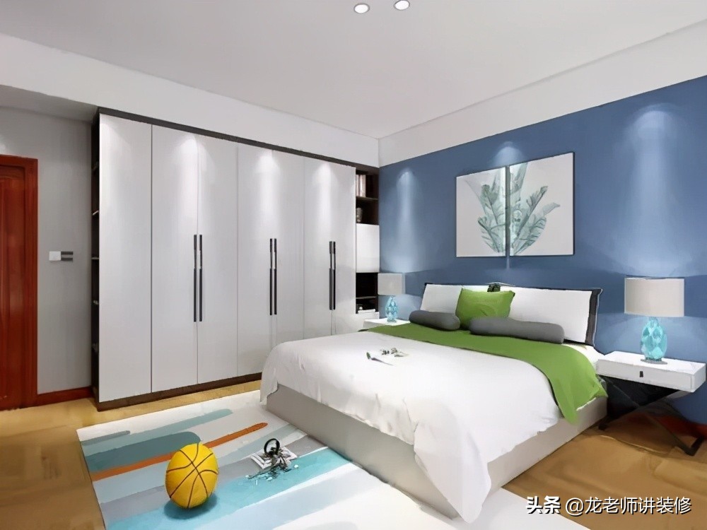 颗粒板和实木生态板哪个做柜子好,颗粒板柜体好还是实木好