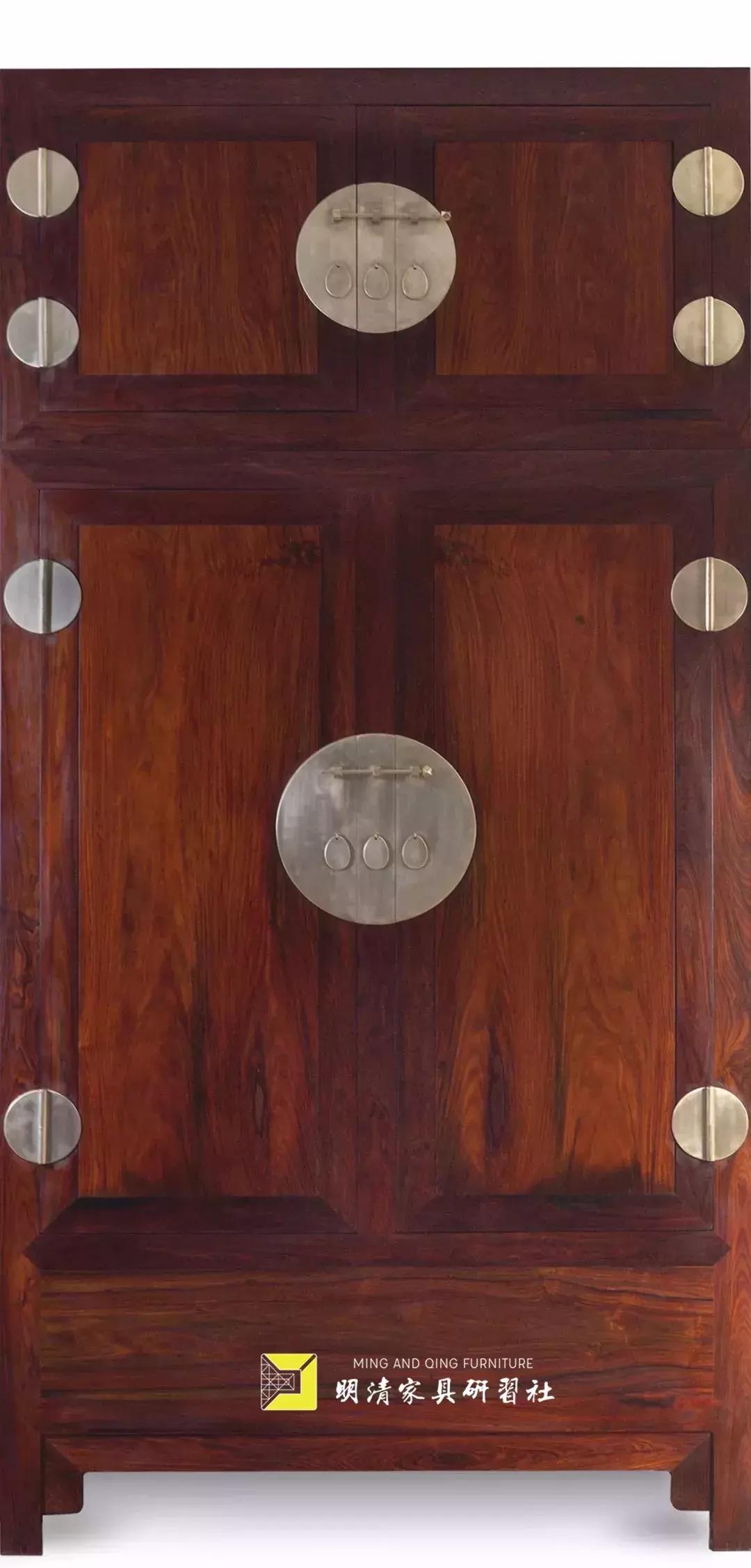 明清家具展厅灯光设计,明清家具铜蝙蝠配饰