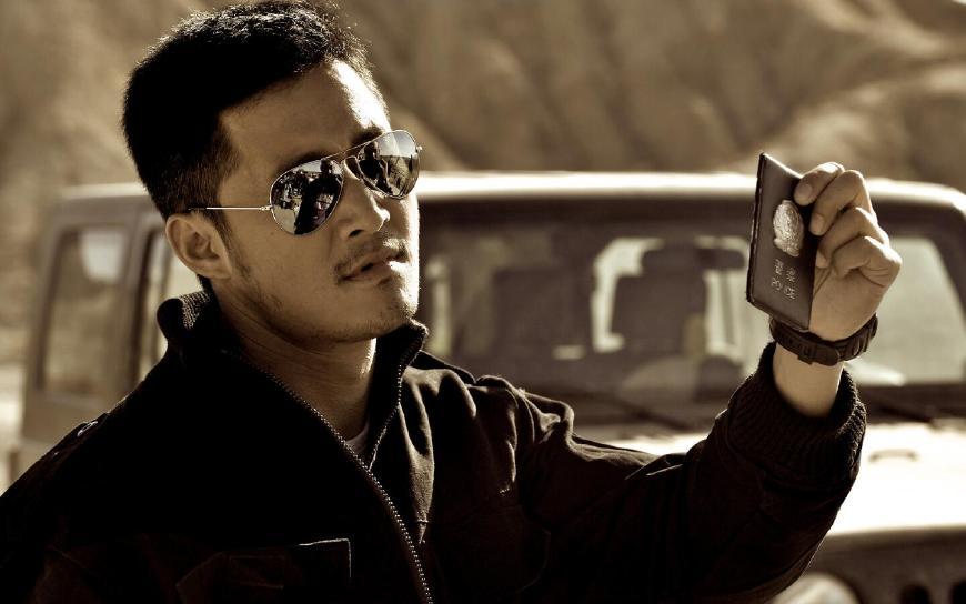 电影长津湖战役吴京主演,吴京演长津湖用的是什么枪