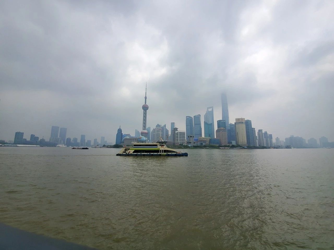 三星s10+港行价格,三星s10+港版与国行外观一样吗