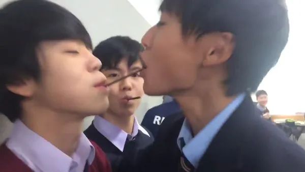 小饼干破亿,小饼干销量