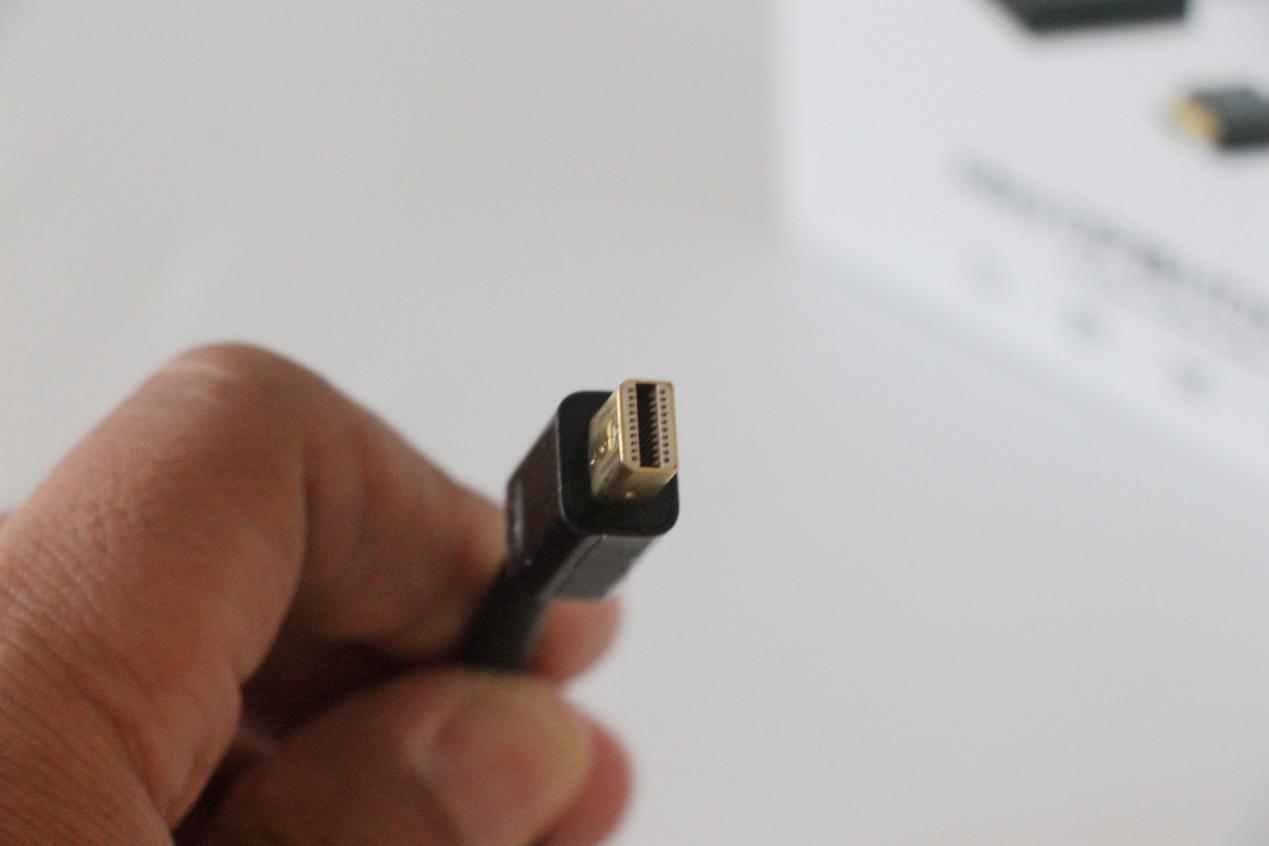 显示器minidp转hdmi,笔记本hdmi转dp显示器转换器推荐