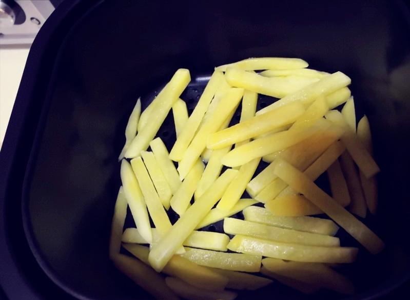 自己在家炸薯条怎么操作,教你在家炸薯条干净卫生又好吃