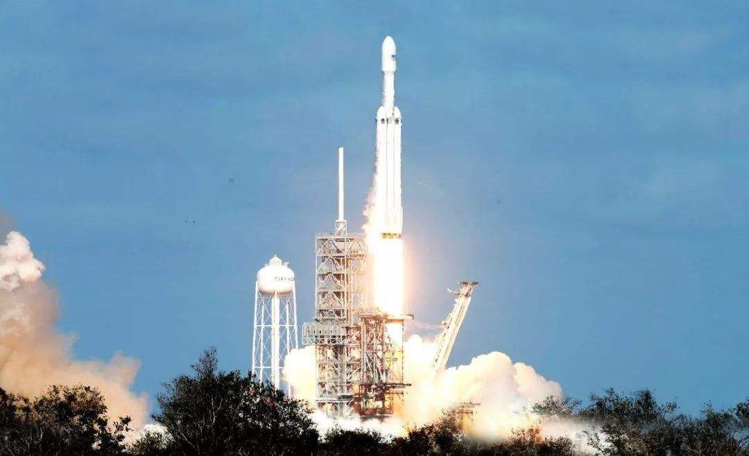 为什么火箭发射会爆炸,为什么火箭发射时要丢助推器