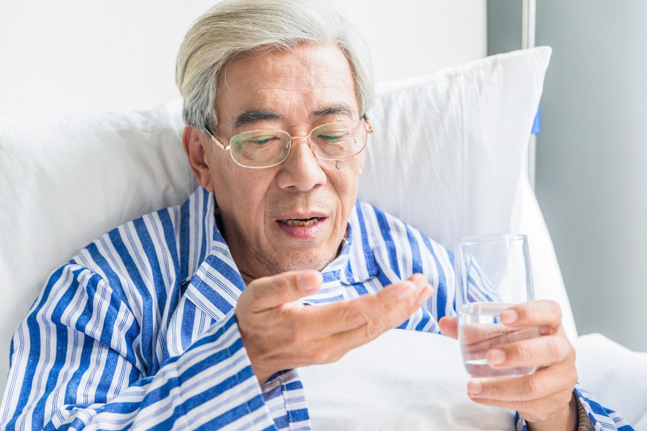 痛风吃非布司他有哪些副作用？长期服药，医生很想让你知道3件事