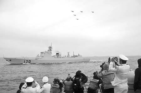 青岛中国海军舰艇,中国青岛海军基地战舰