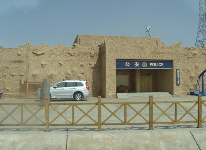 敦煌雅丹魔鬼城景观,大西北七彩丹霞地貌风景绝美震撼