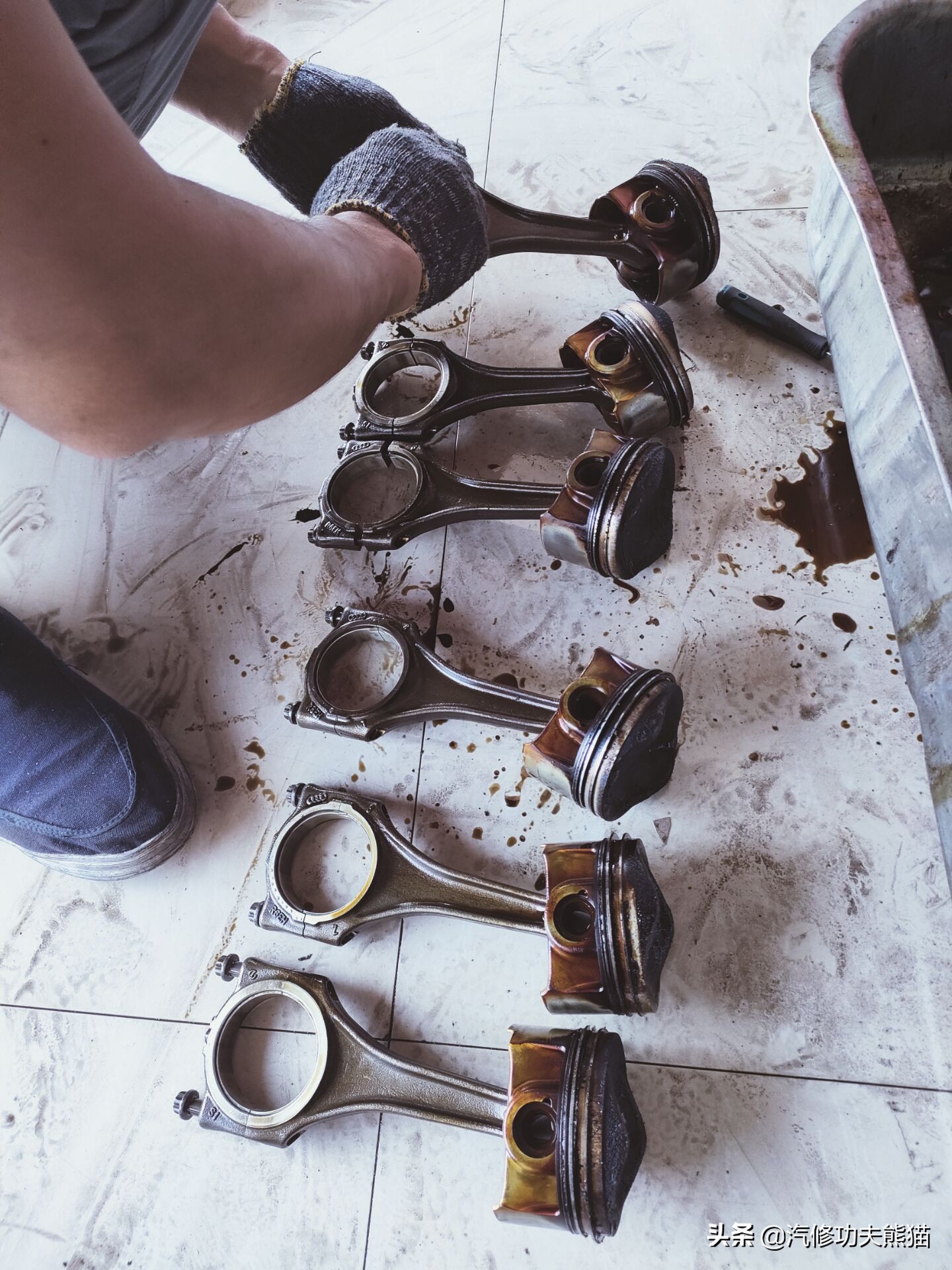 新款大众途锐烧机油吗,百万豪车为什么还烧机油