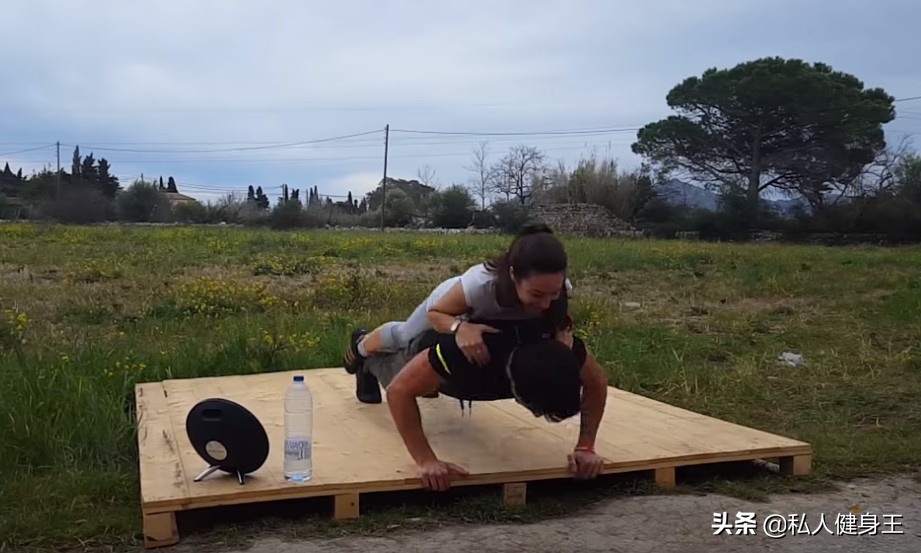 徒手健身真的能练出肌肉吗,如何在家徒手健身更快成肌肉男