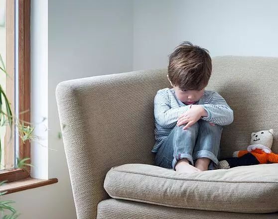 孩子受到挫折就哭闹不止，家长做好这几点，帮孩子成为“勇士”