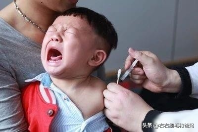 小孩打疫苗哭的最大声,小孩打疫苗哭喊疼