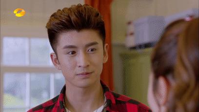 张云龙是杨幂旗下艺人吗,郭襄杨幂张云龙