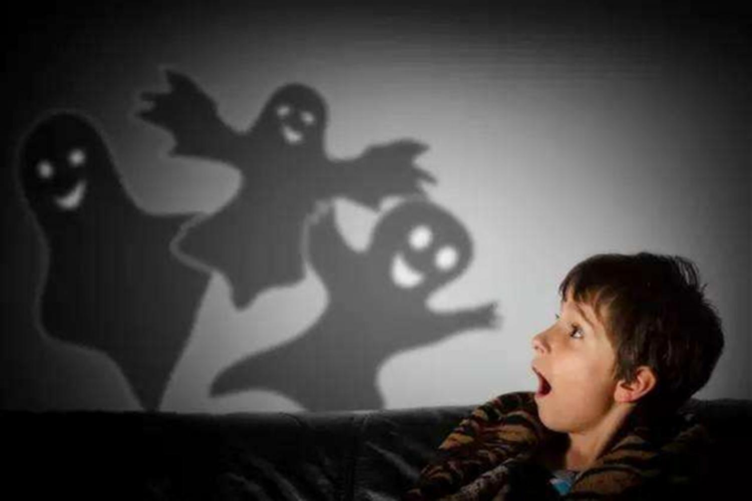 孩子不敢独自睡觉怎么开导,孩子害怕不自己睡