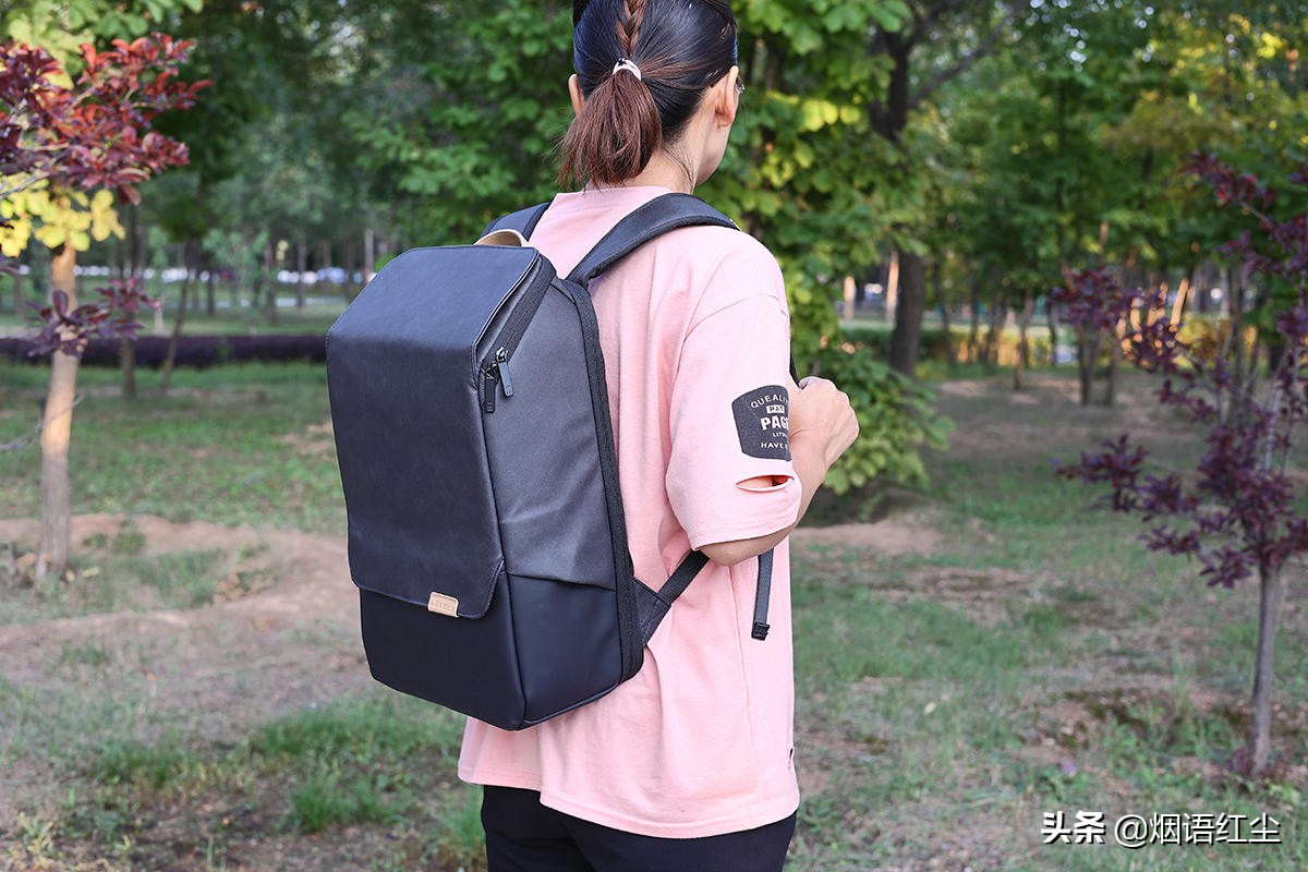 小妹出国留学，就送她地平线8号零感背包