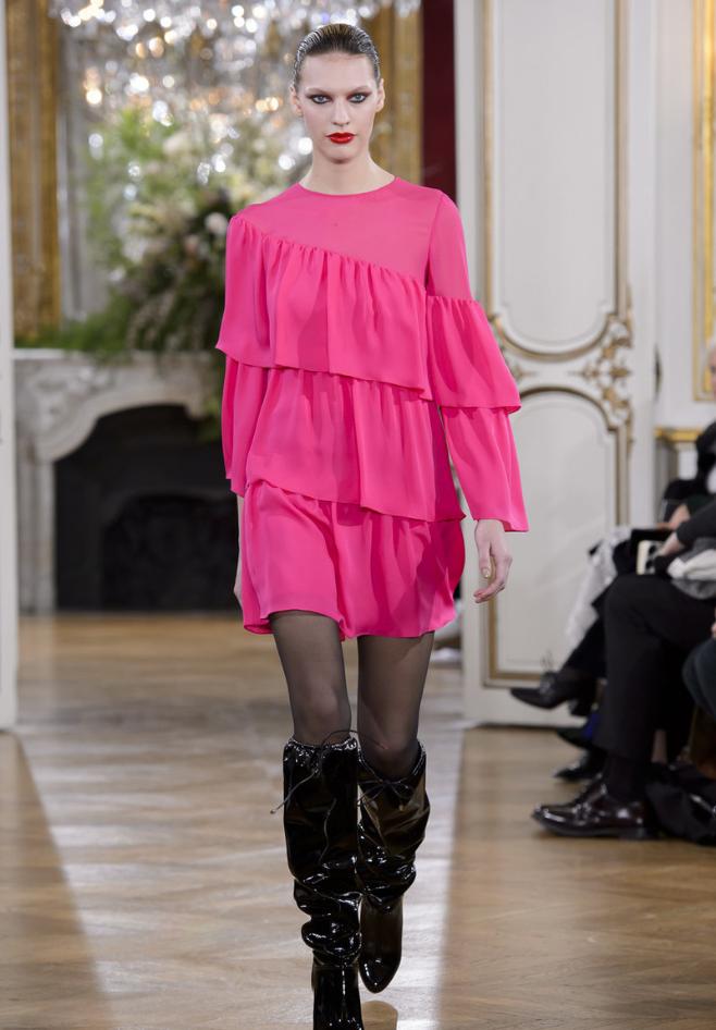 今年流行的褶皱靴子,复古靴子怎么穿好看