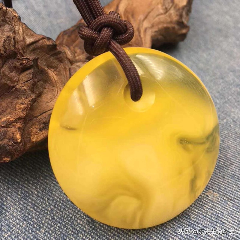 蜜蜡怎么鉴别真假108颗小技巧,如何用紫光灯鉴别蜜蜡真假视频