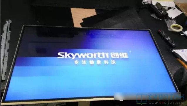 创维液晶屏竖线维修方法,创维55e5液晶灰屏故障原因