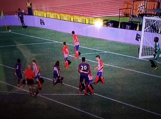 巴黎圣日耳曼小将u19,巴黎圣日耳曼16岁小将