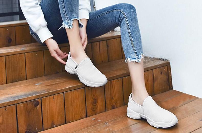 适合夏季穿的透气鞋子,夏天特别透气的鞋子推荐