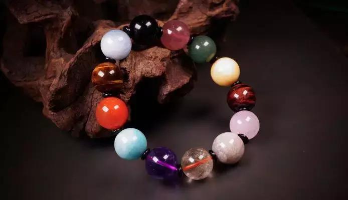 男人一般戴多大的串,男生适合戴多串吗