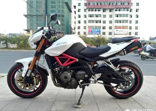 新手一定要掌握的骑摩托车技巧,机车刹车后怎么起步