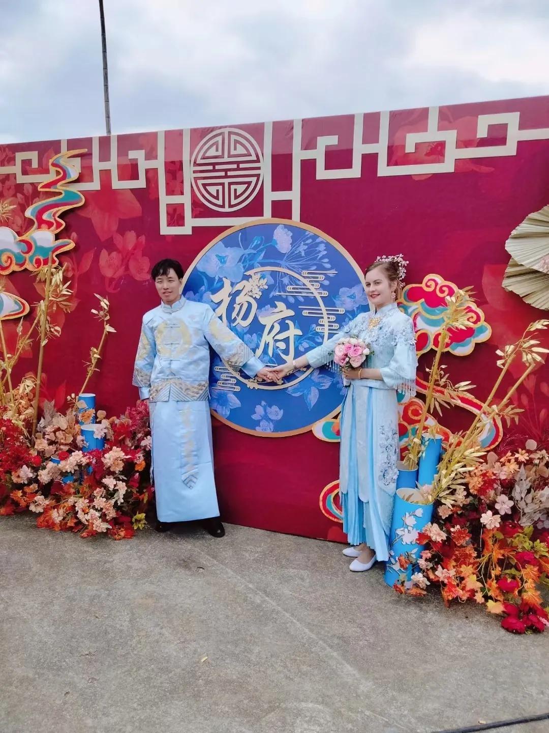 霞浦男孩娶俄罗斯网红美女回家，羡慕了整个朋友圈