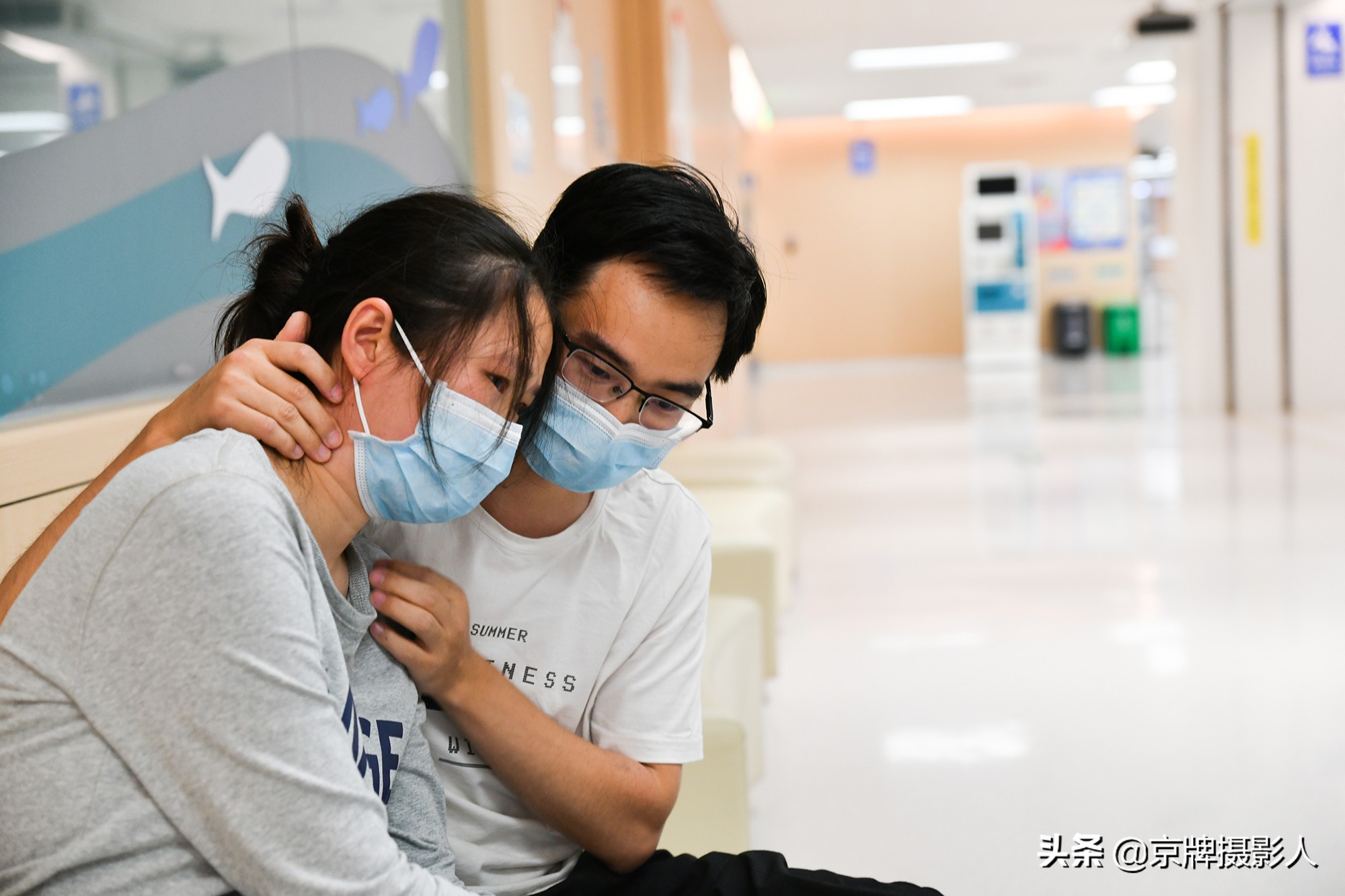 女子瞒丈夫怀孕21周遭引产，丈夫：“一个垂危，再一个咋养？”