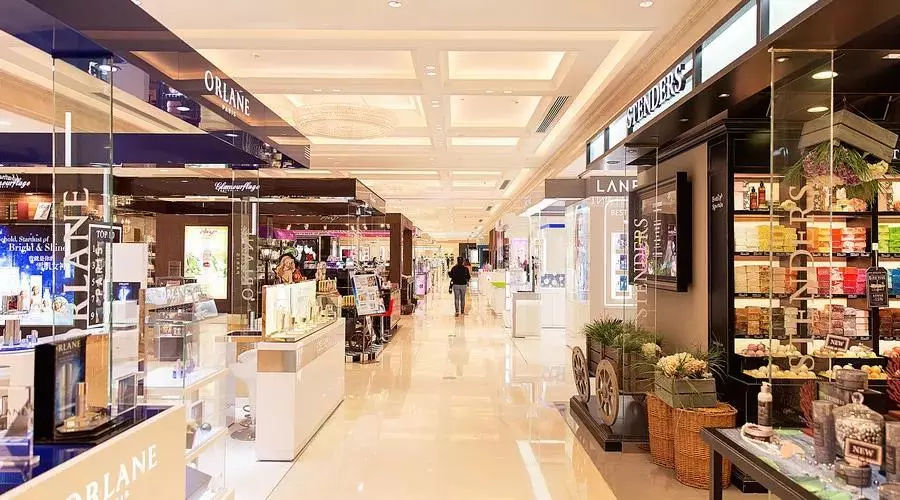 用了一个月面霜越来越黑为什么,开瓶了半年的面霜还可以用吗