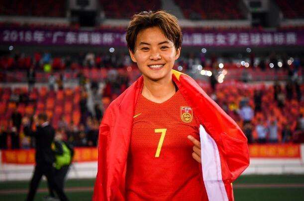 别再骂高薪低能！面对武汉肺炎中国足球人都在尽力