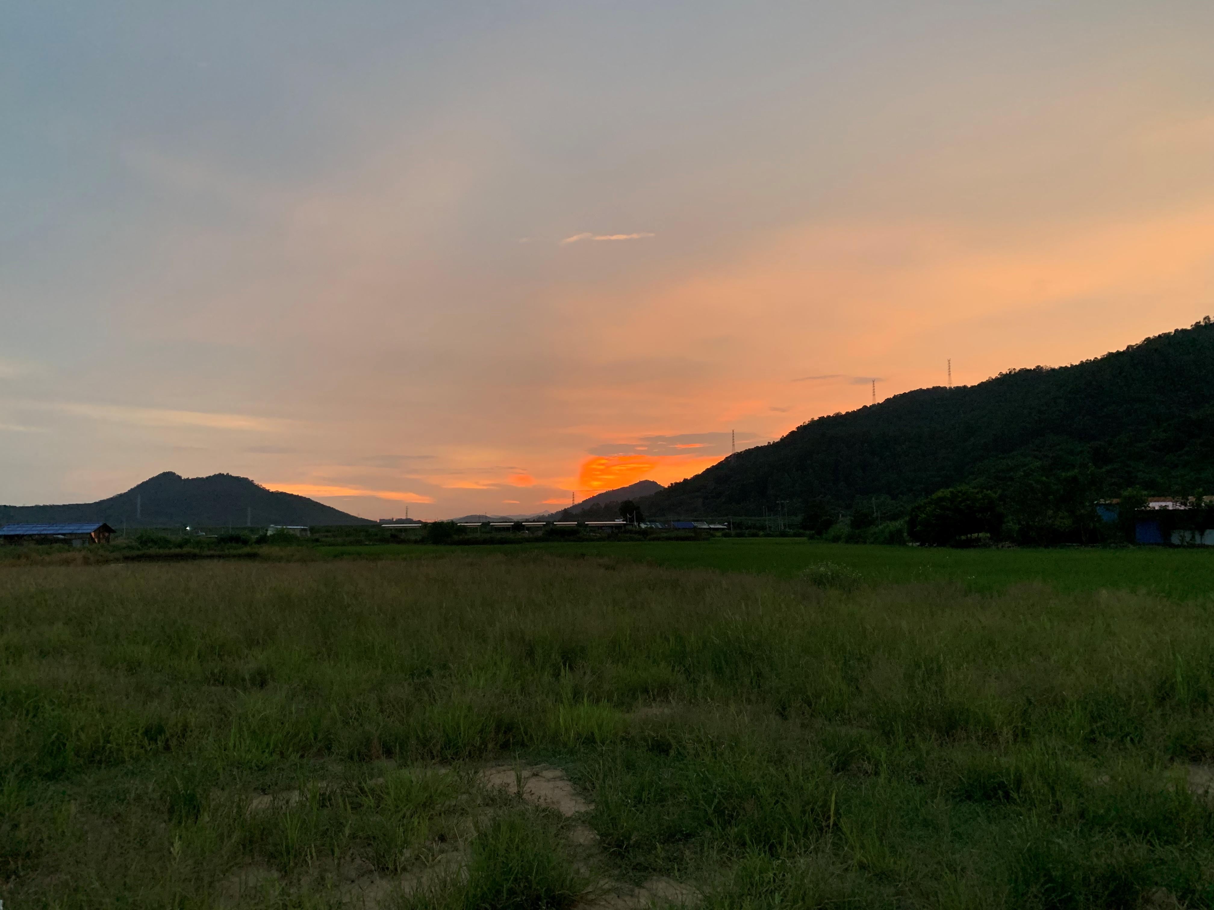 广东世外桃源——徒步紫云谷，负离子休闲胜地；吃农家乐，看日落