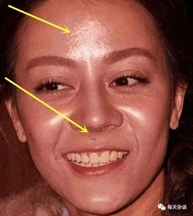 明星不装嫩,杨幂热巴杨紫眼神