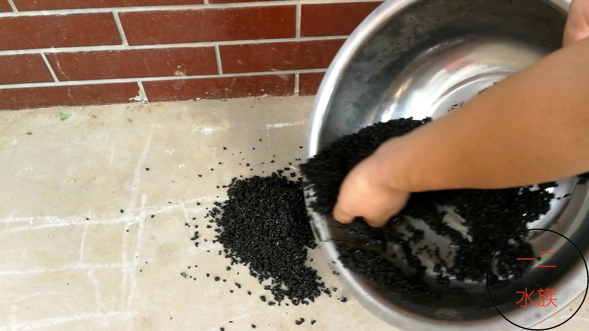 尼特利水草泥一年后能粉化吗,底砂过滤会加速水草泥粉化吗