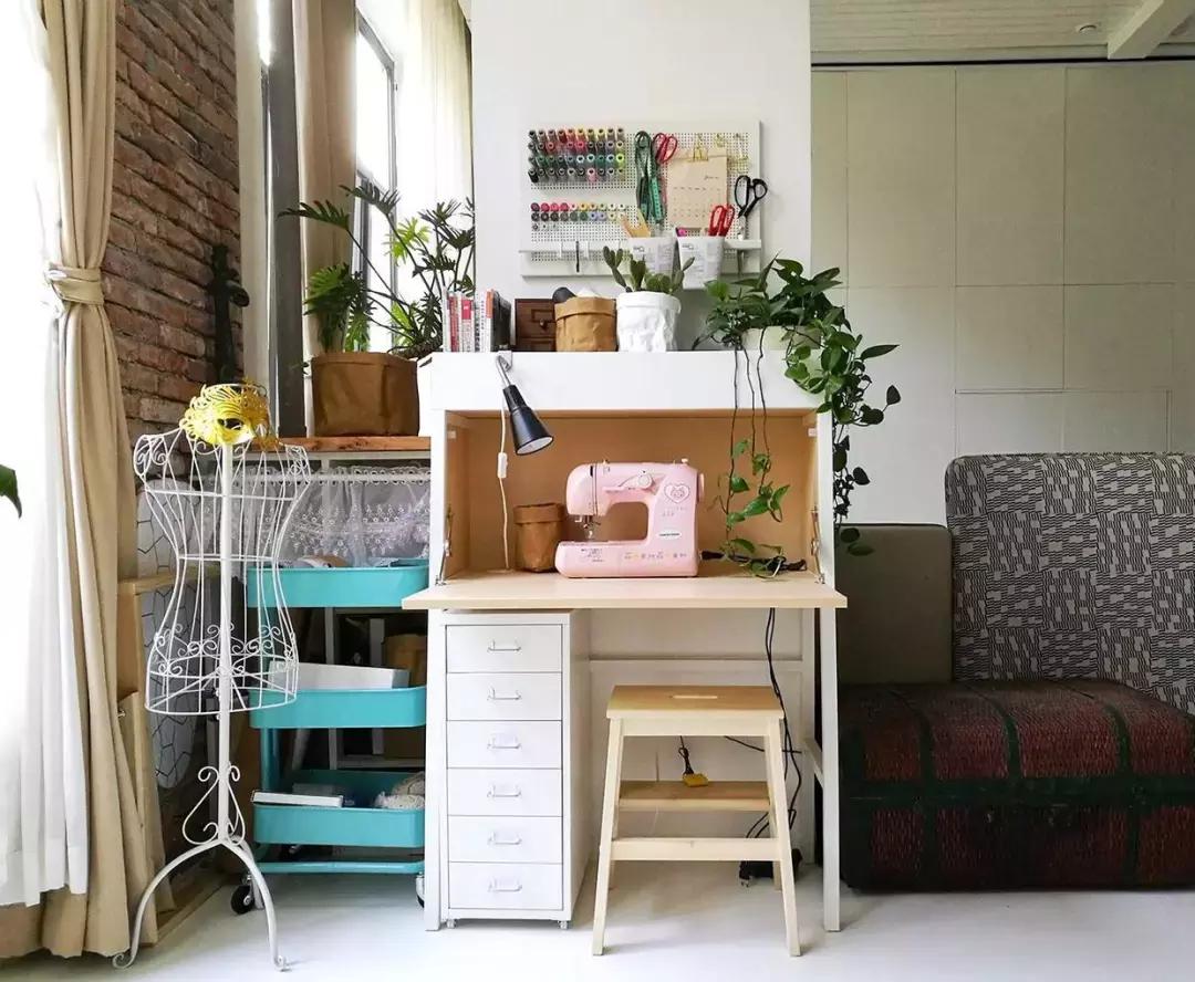 为了女儿买76㎡学区房,改造后竟被隔出8间房!客厅就有40㎡